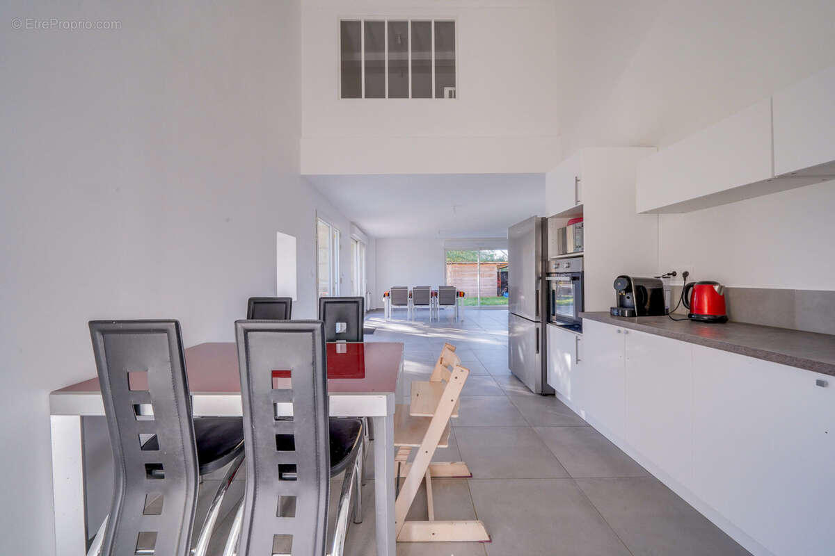 Maison à SAINT-ANDRE-DE-CUBZAC