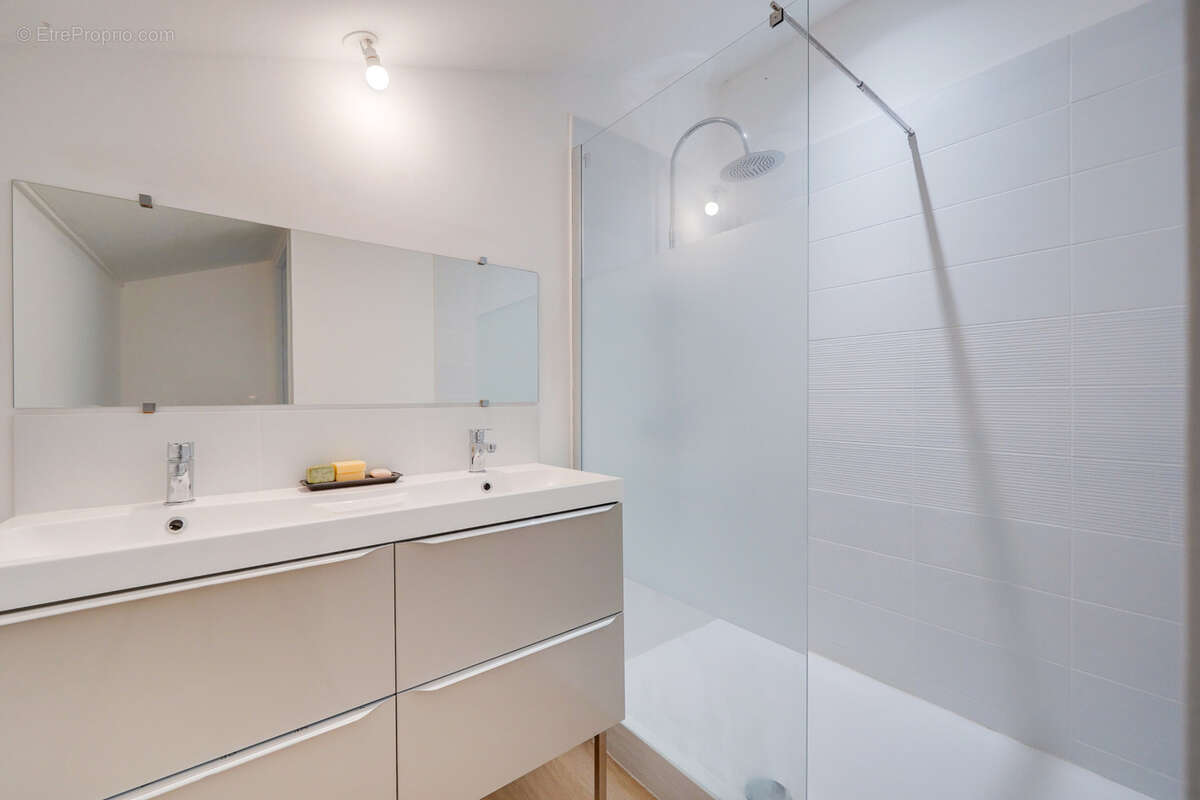 Maison à SAINT-ANDRE-DE-CUBZAC