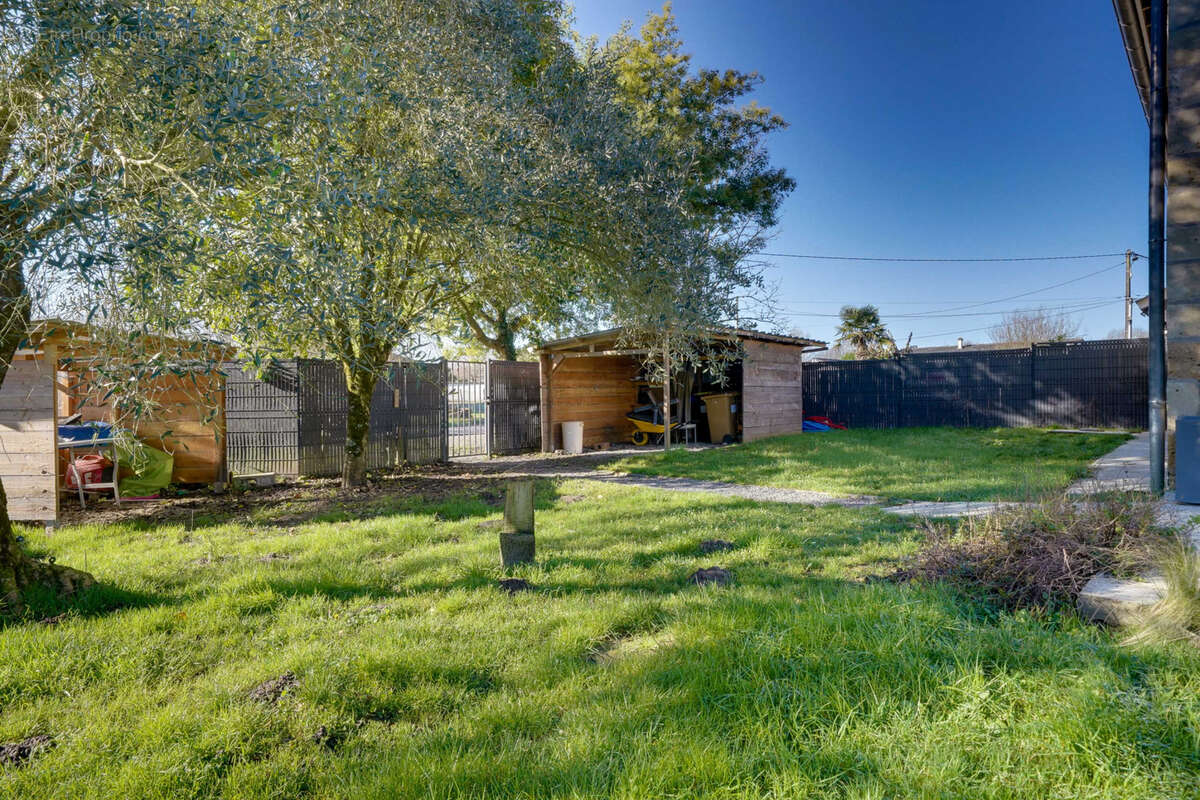 Maison à SAINT-ANDRE-DE-CUBZAC