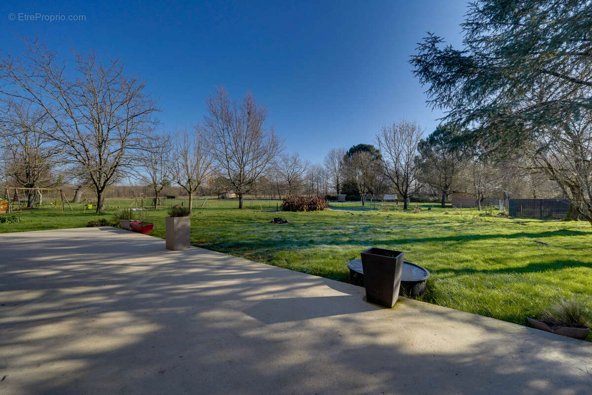 Maison à SAINT-ANDRE-DE-CUBZAC