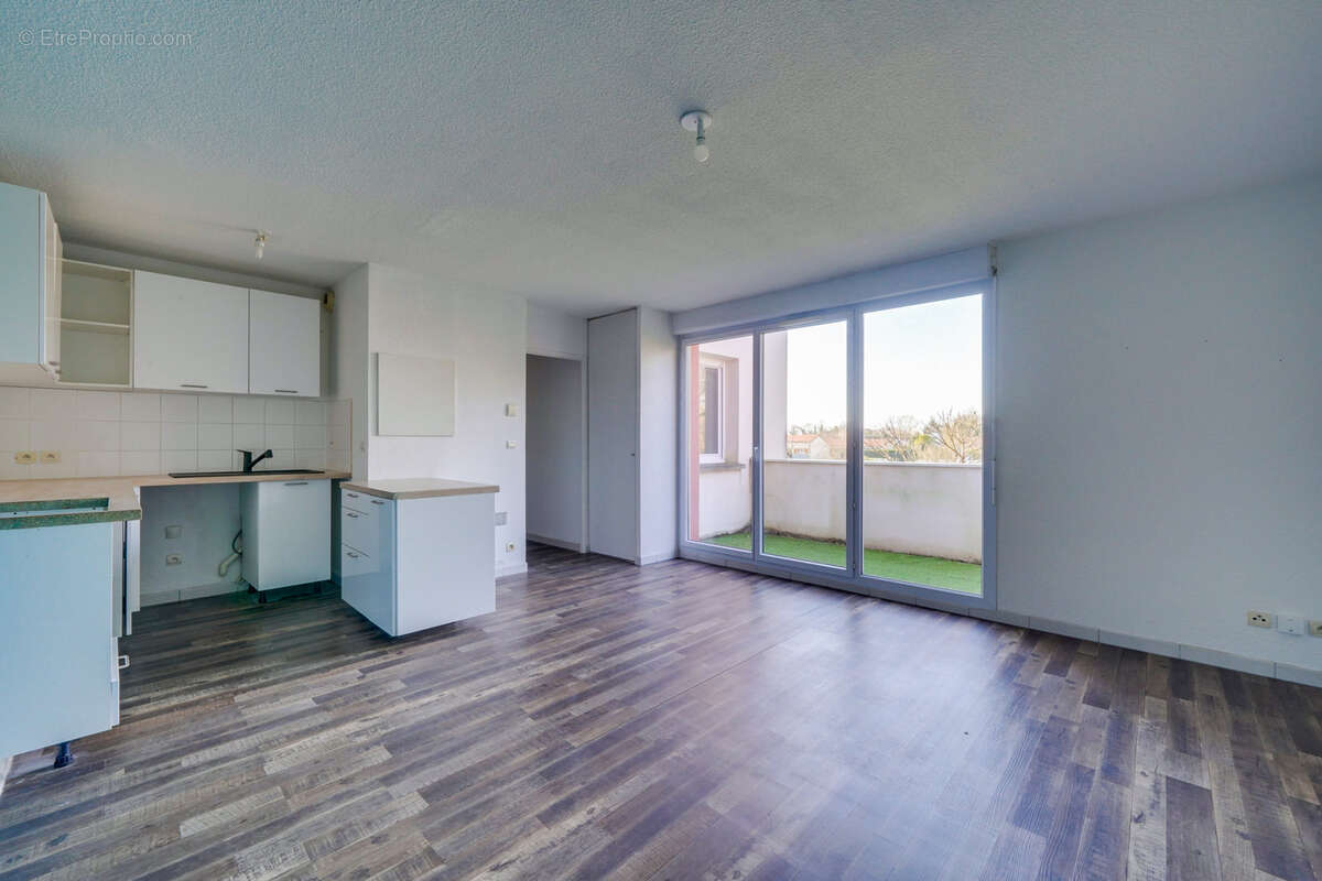 Appartement à SAINT-LOUIS-DE-MONTFERRAND