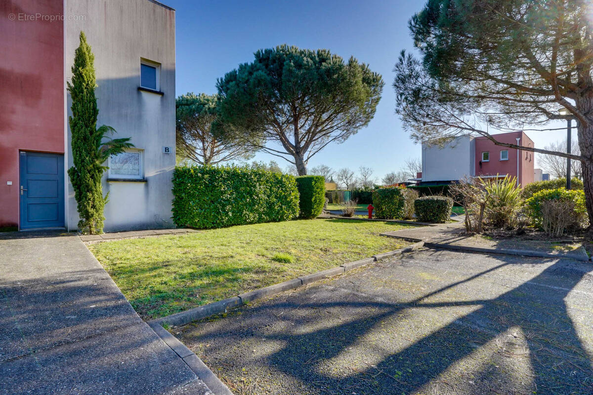 Appartement à SAINT-LOUIS-DE-MONTFERRAND