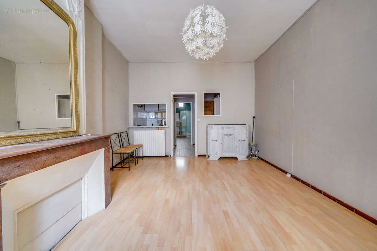 Appartement à BORDEAUX