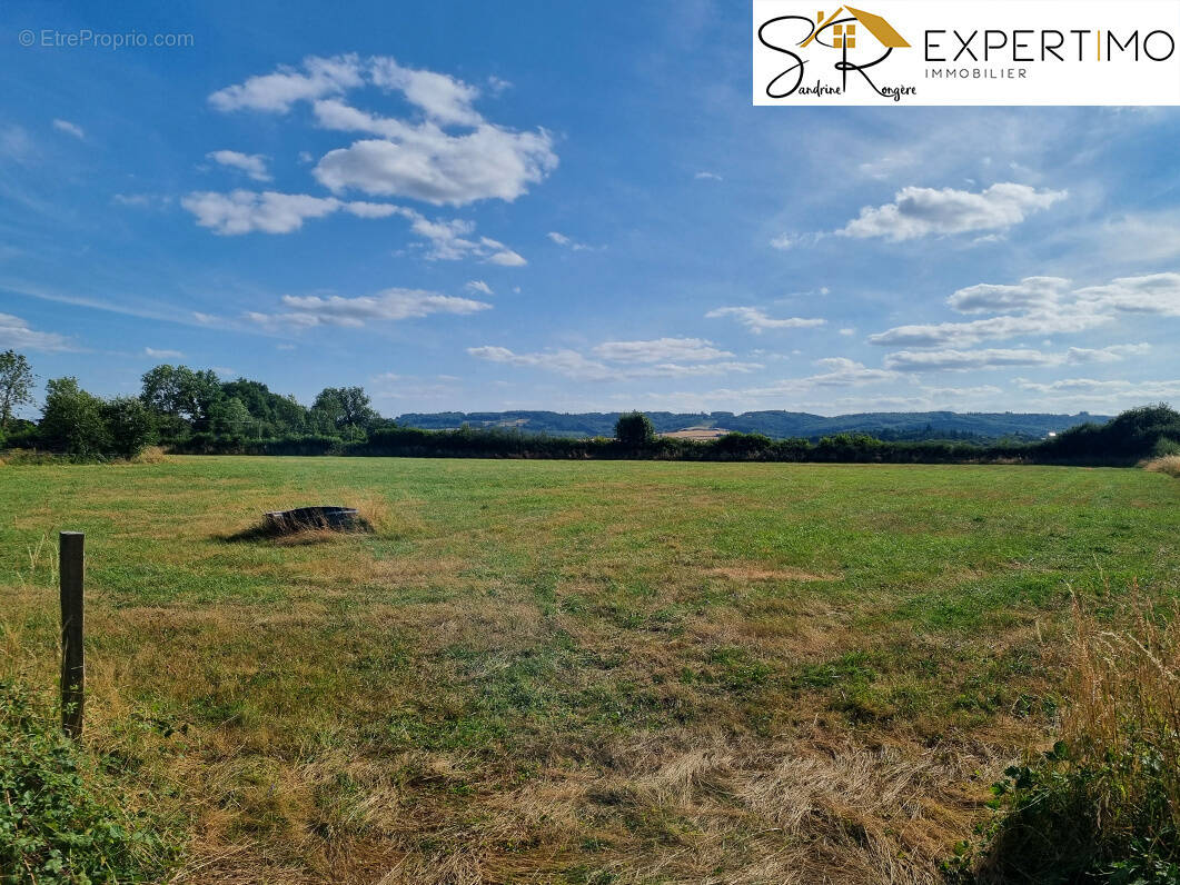 Terrain à NEUF-EGLISE