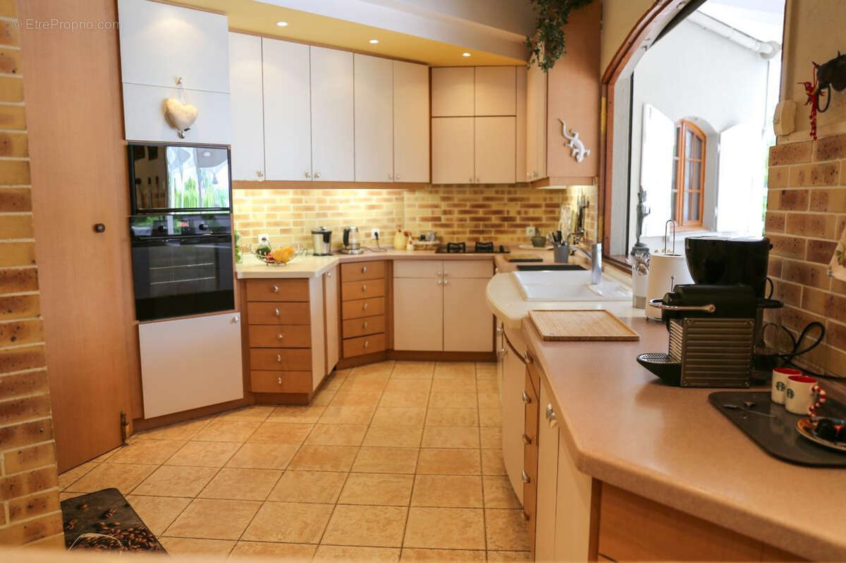 Maison à BAIE-MAHAULT