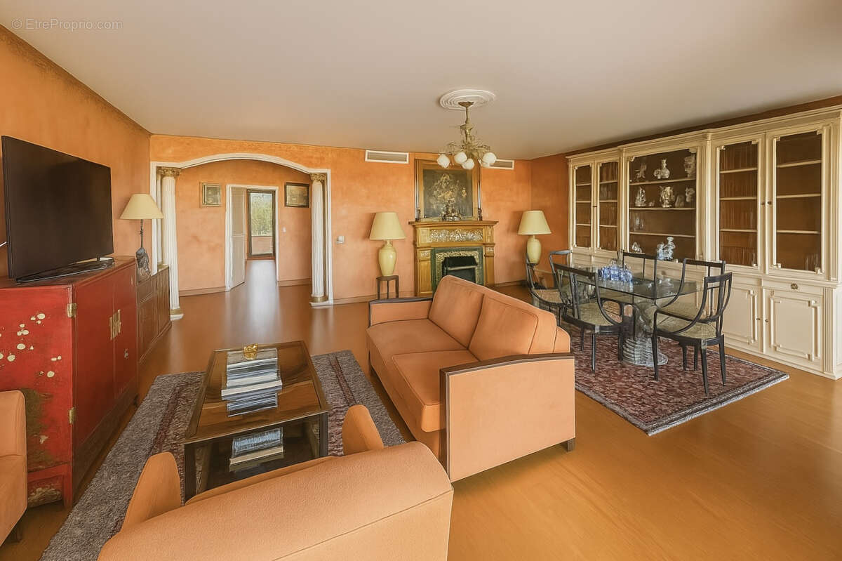 Appartement à MARSEILLE-8E