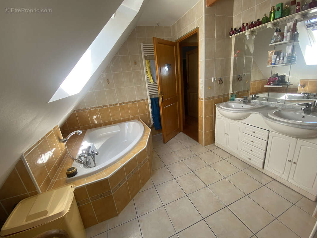 Maison à POULDREUZIC