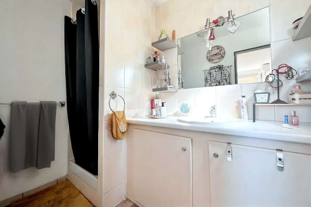 Appartement à SAINT-DENIS