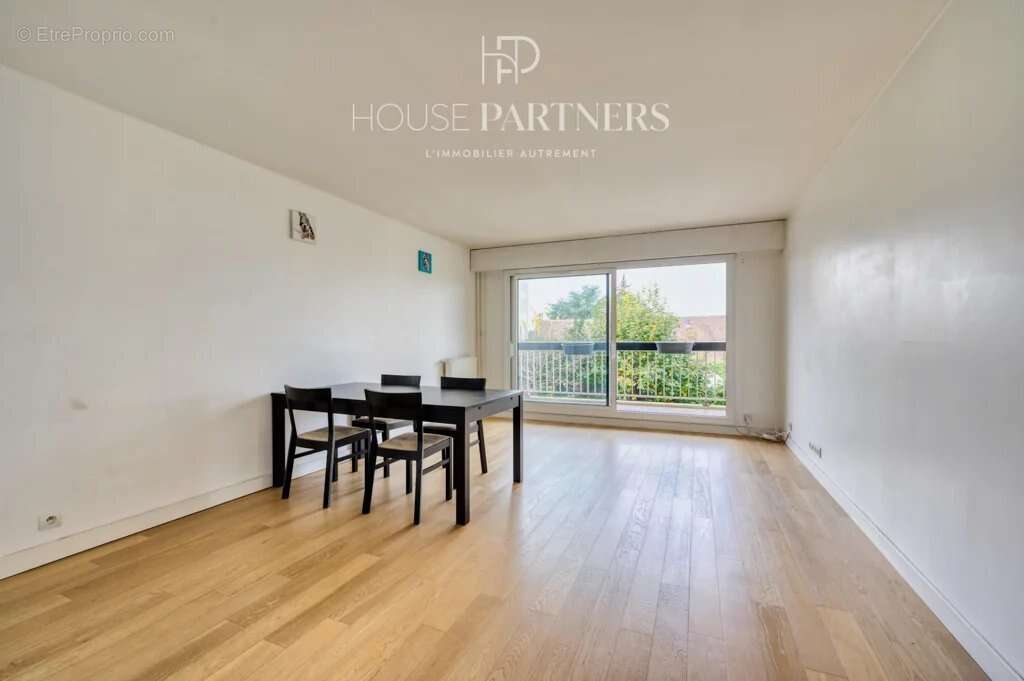 Appartement à RUEIL-MALMAISON