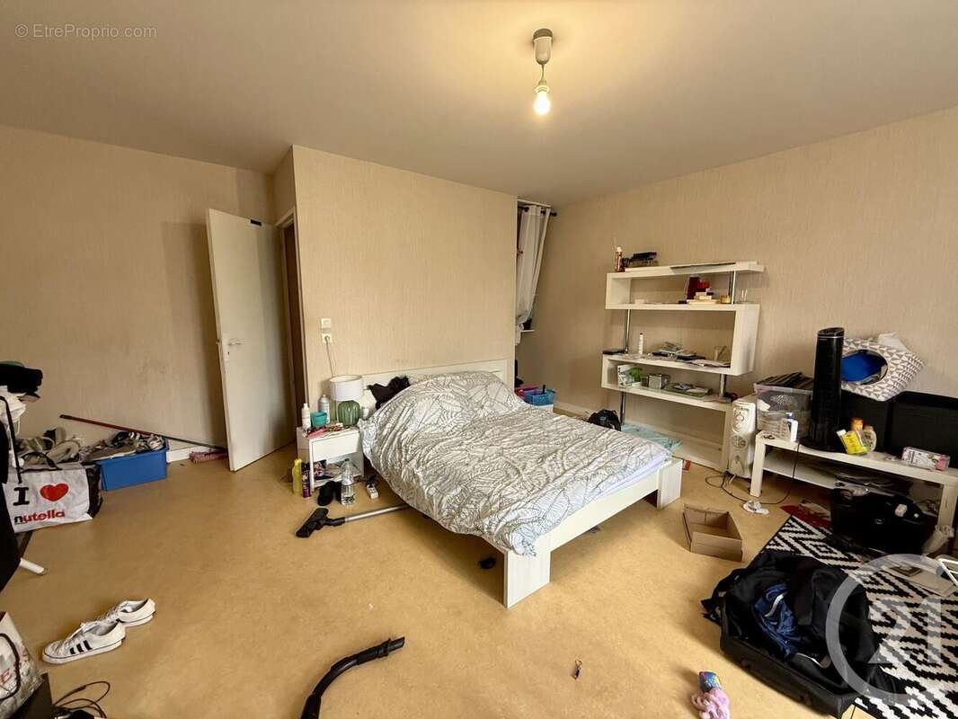 Autre à VULAINES-SUR-SEINE