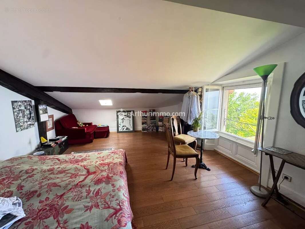 Appartement à EVIAN-LES-BAINS