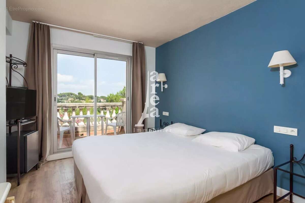 Appartement à VALBONNE