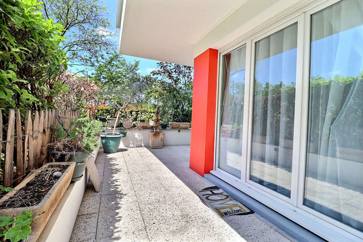 Appartement à SAINT-DENIS