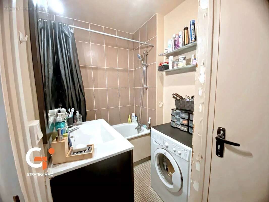 Appartement à SAINT-ETIENNE-DU-ROUVRAY