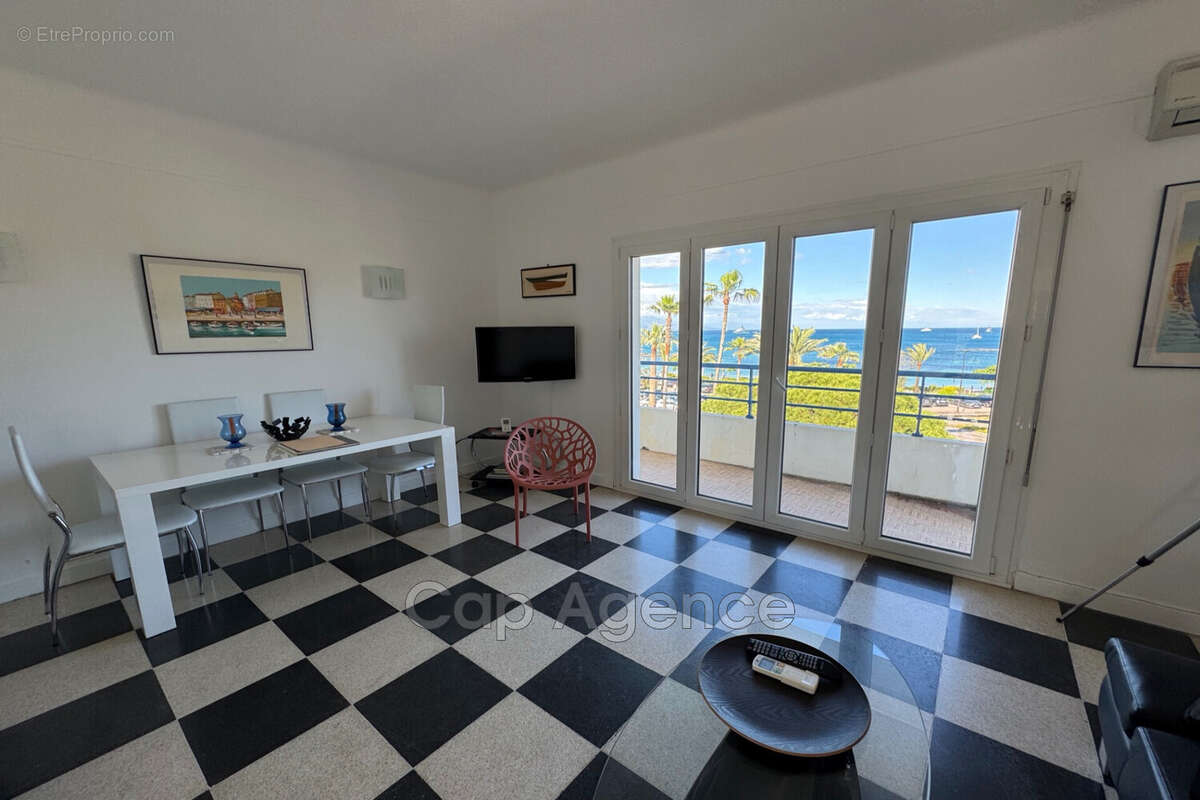 Appartement à ANTIBES