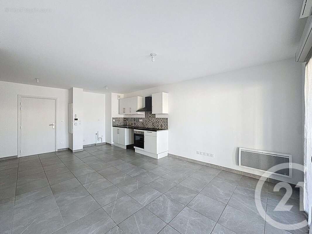 Appartement à TRETS