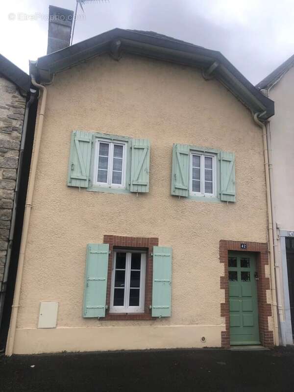 Maison à OLORON-SAINTE-MARIE