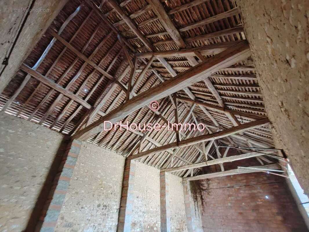 Maison à DANGE-SAINT-ROMAIN