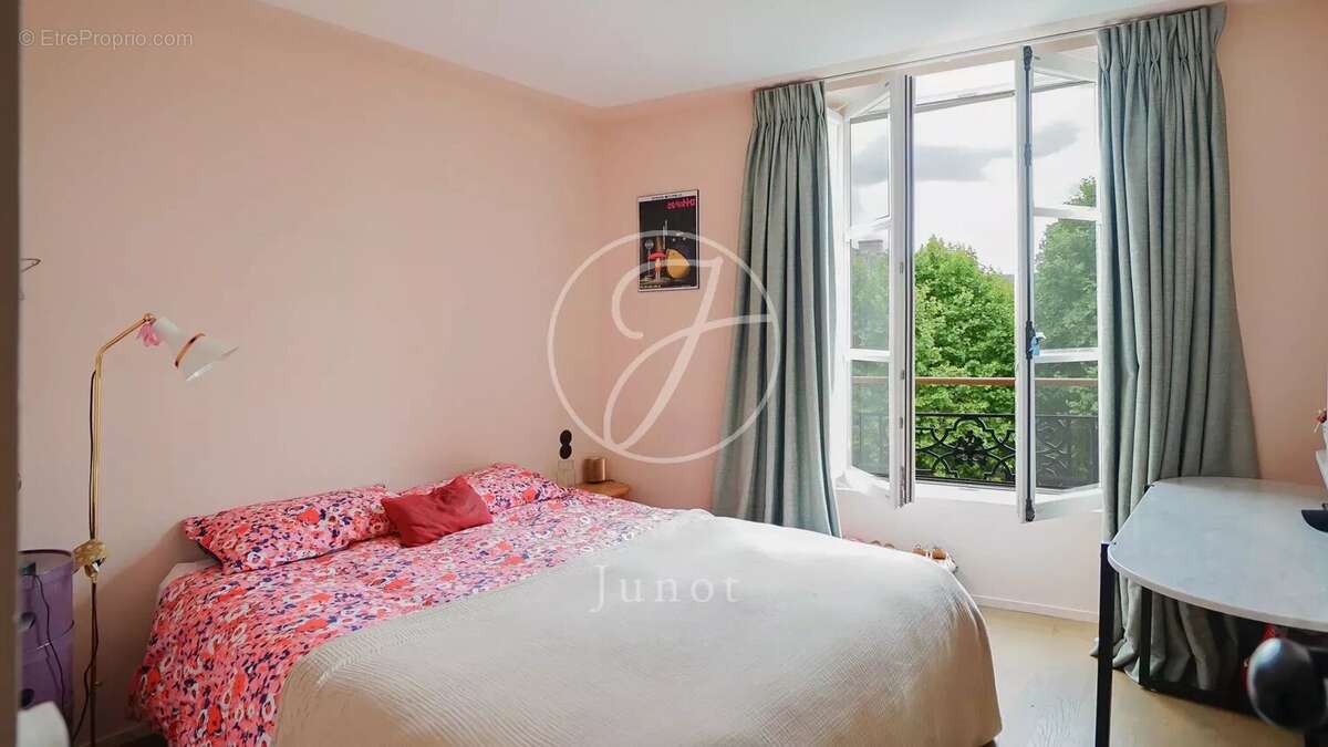 Appartement à PARIS-5E