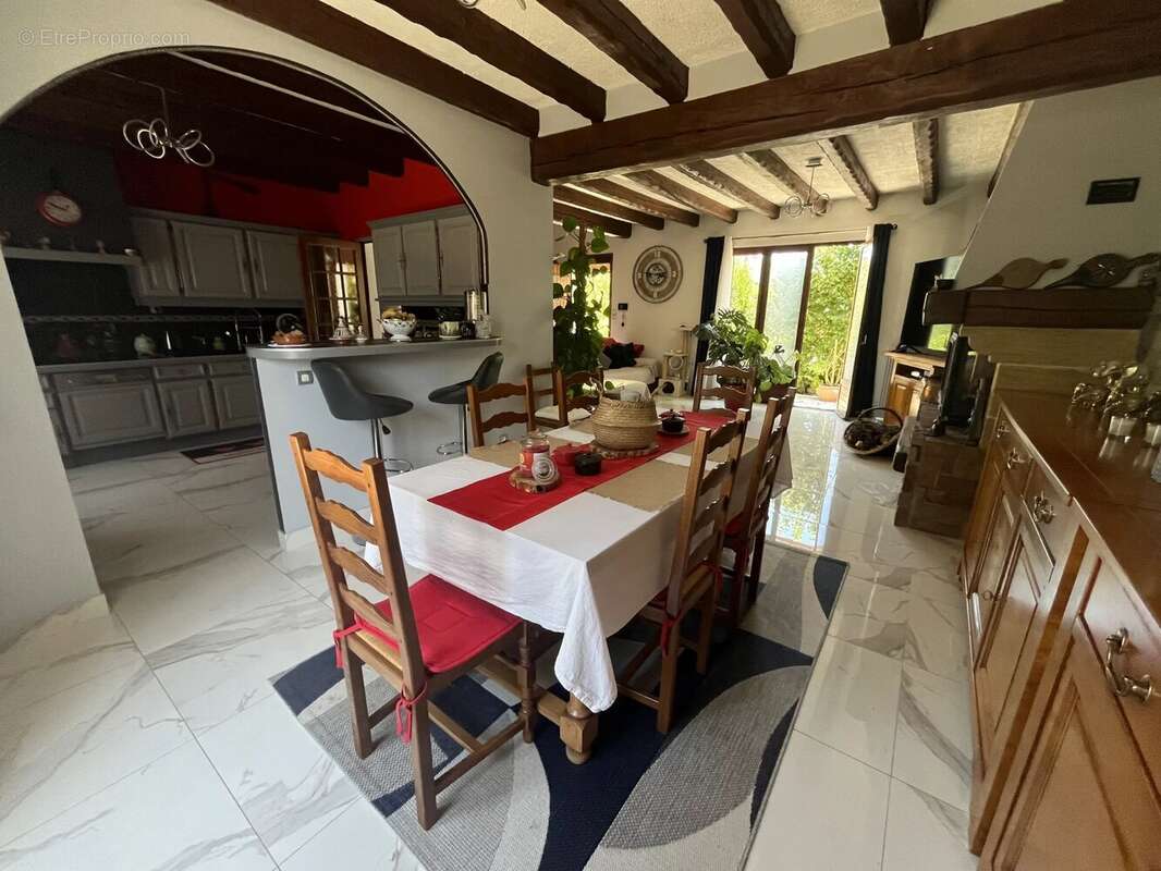 Maison à RAMBOUILLET