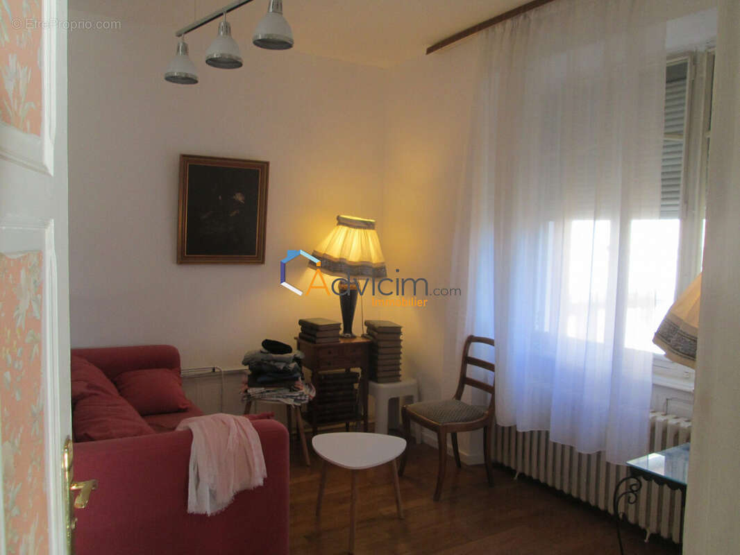 Maison à LUXEUIL-LES-BAINS