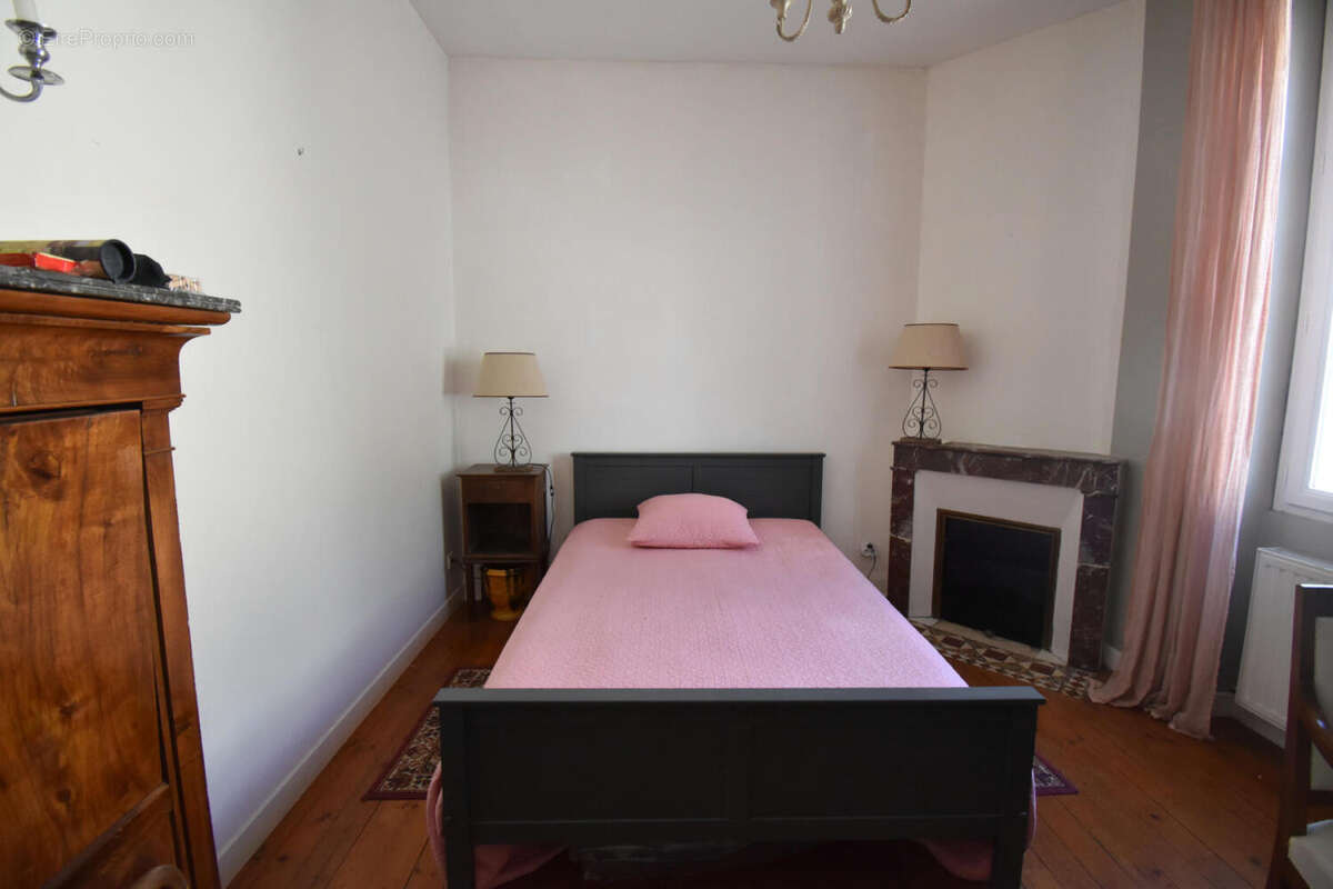 DSC_0007 - Maison à ANGOULEME