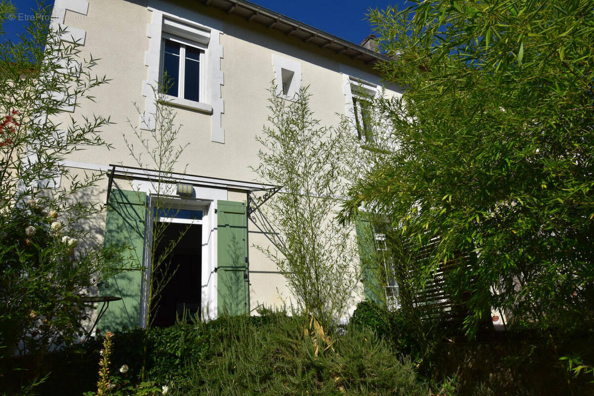 DSC_0059 - Maison à ANGOULEME