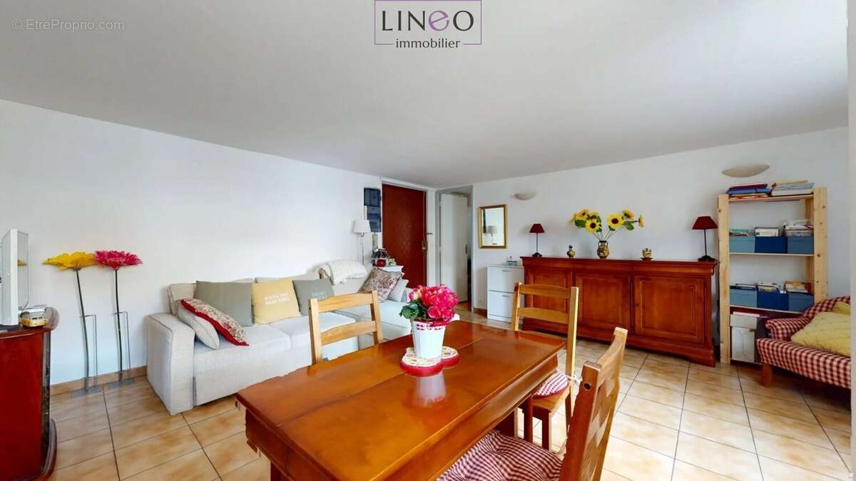 Appartement à CHOISY-LE-ROI