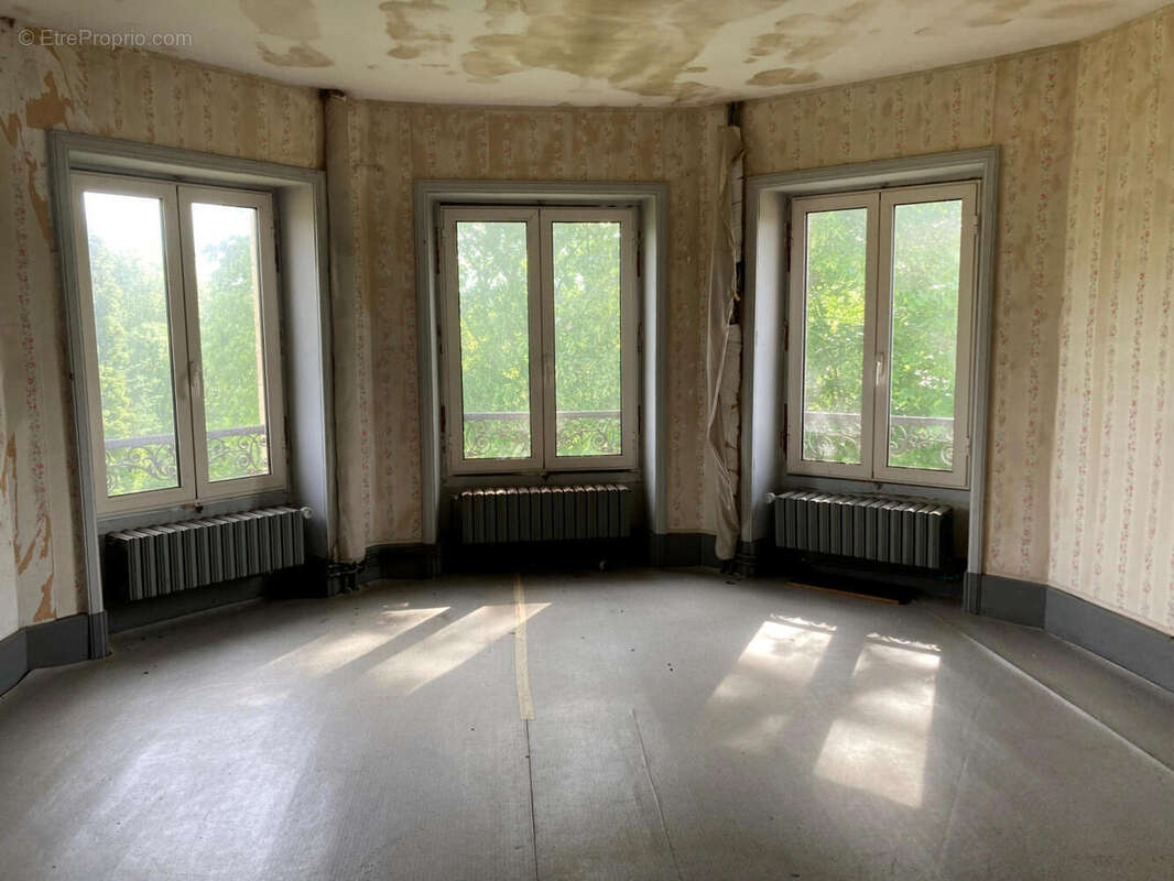 c h 1 er etage - Maison à CASTELFRANC