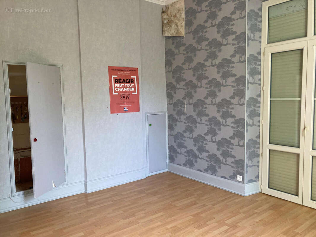 bureau rdc - Maison à PRAYSSAC