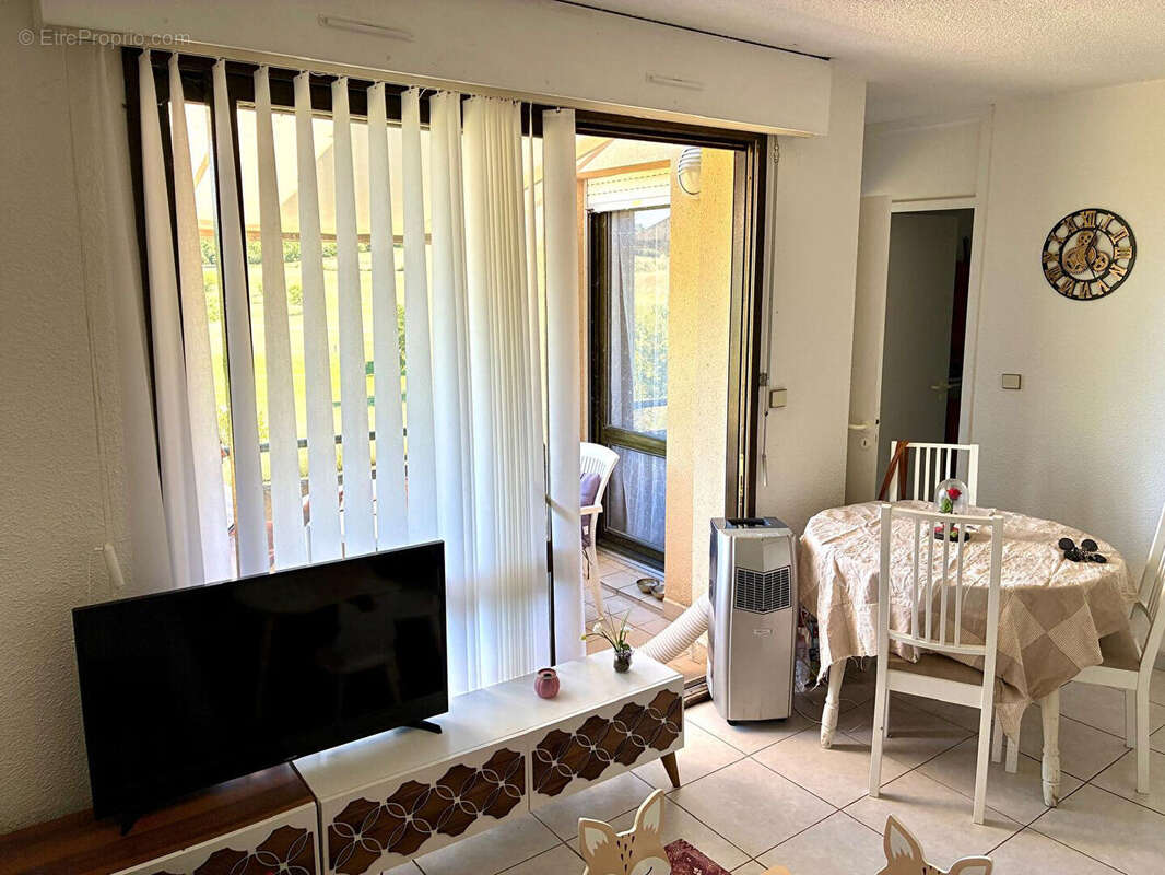 Maison à CASTELNAUD-DE-GRATECAMBE