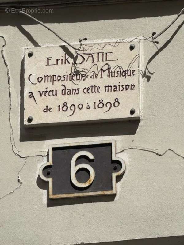 Appartement à PARIS-18E