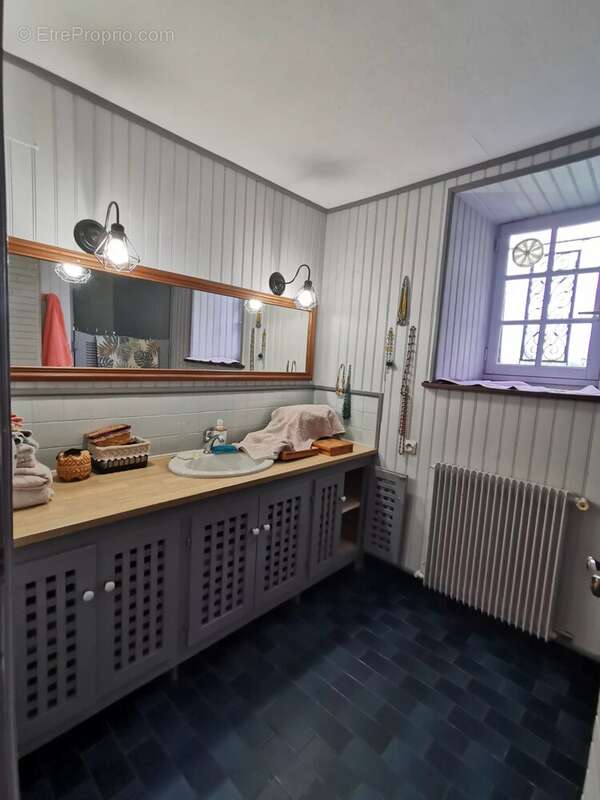 Maison à MONTREUIL-BELLAY