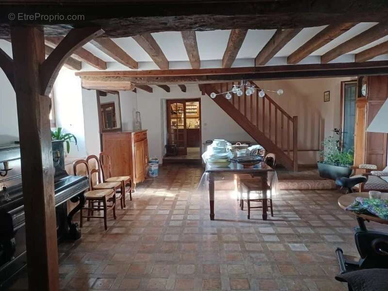 Maison à MONTREUIL-BELLAY