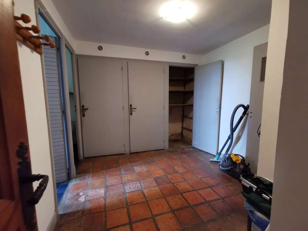 Maison à MONTREUIL-BELLAY