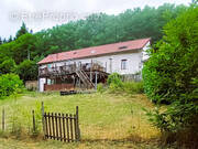 Maison à CHATEL-MONTAGNE
