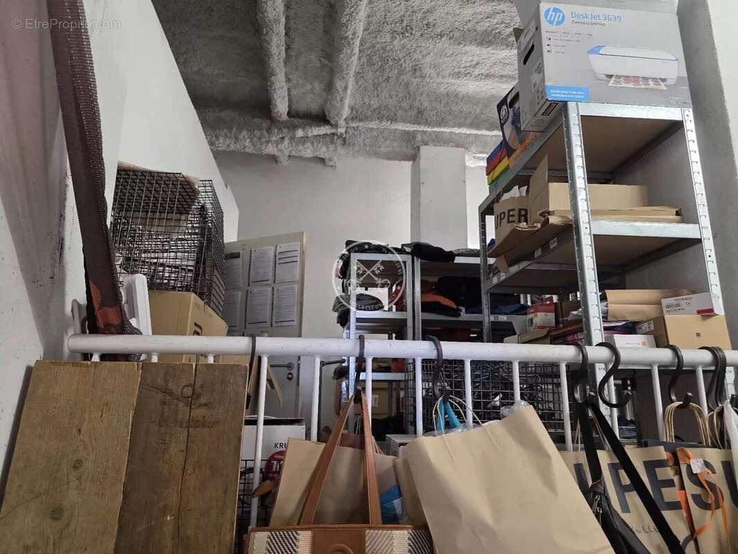 Commerce à SAINT-RAPHAEL