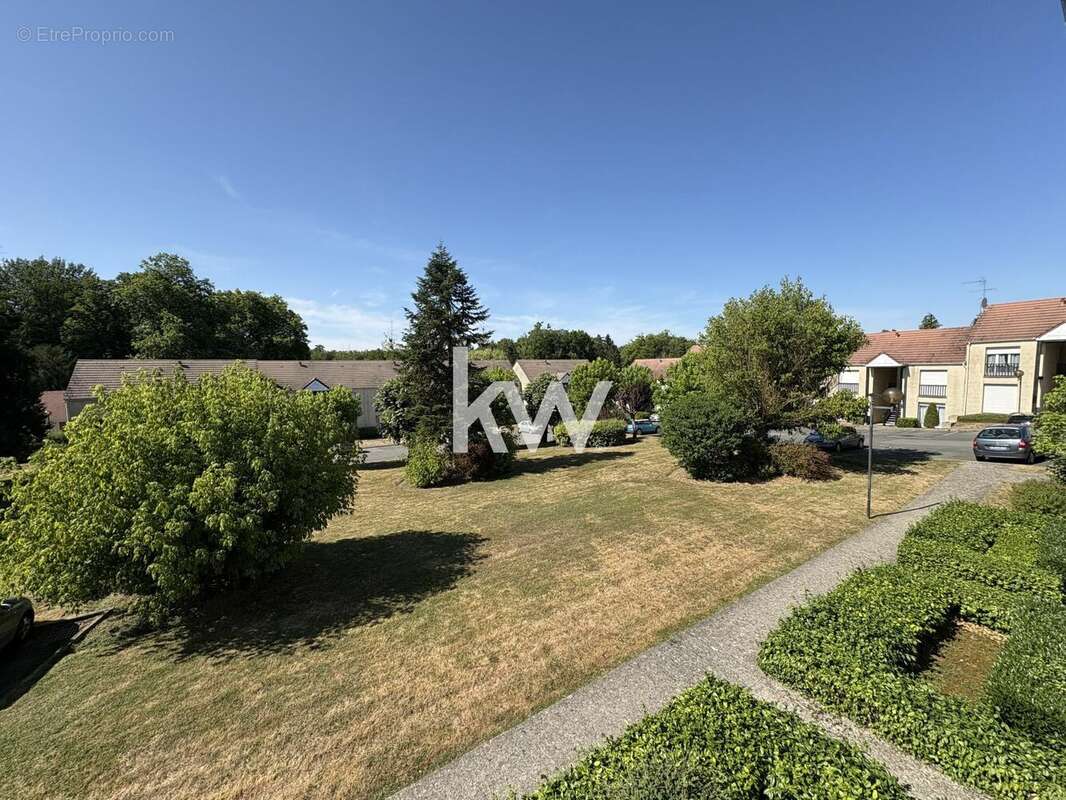 Appartement à MENNECY