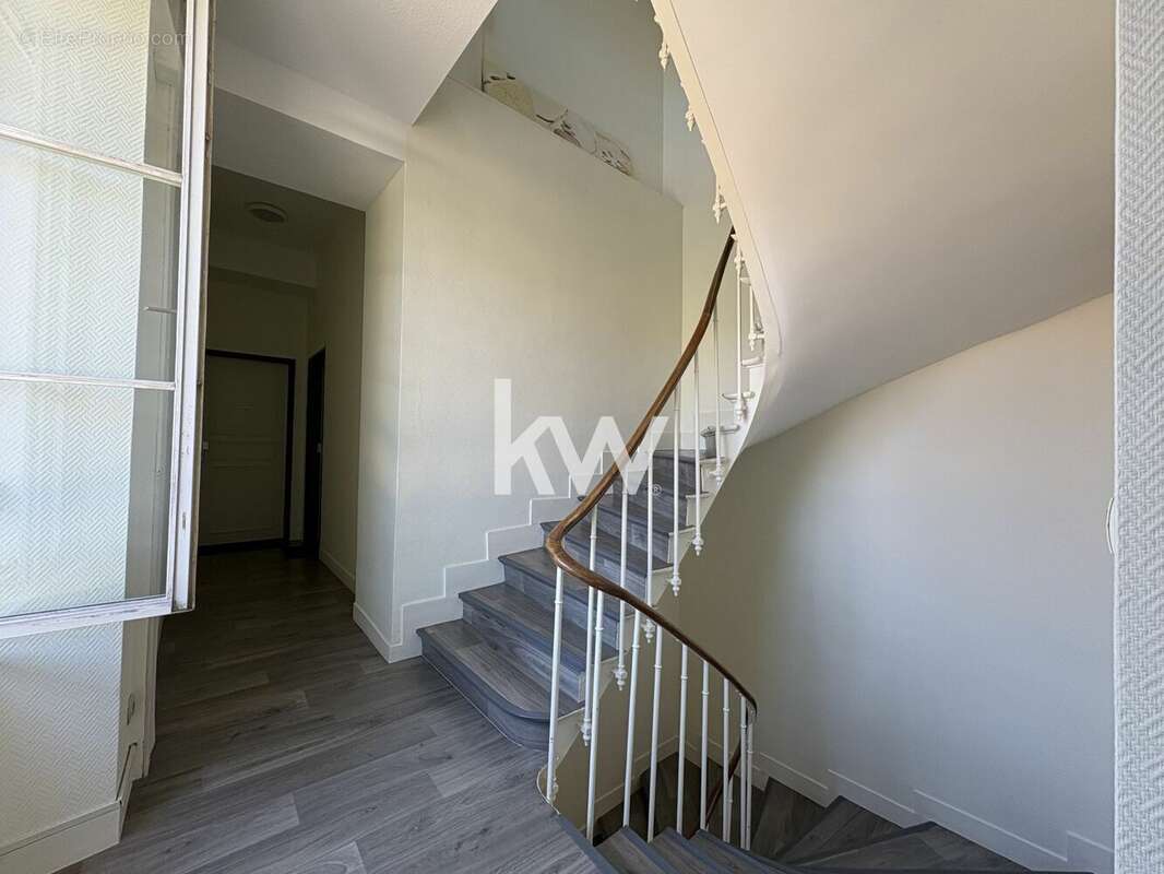 Appartement à MENNECY