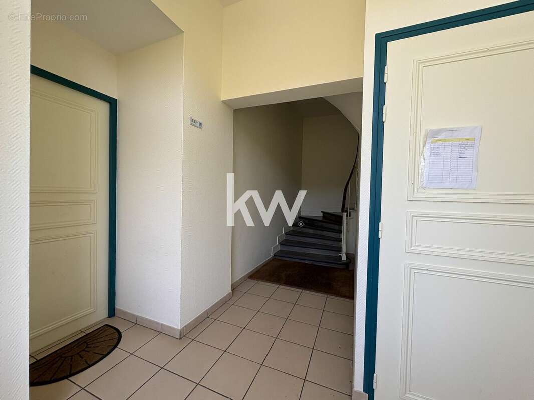 Appartement à MENNECY