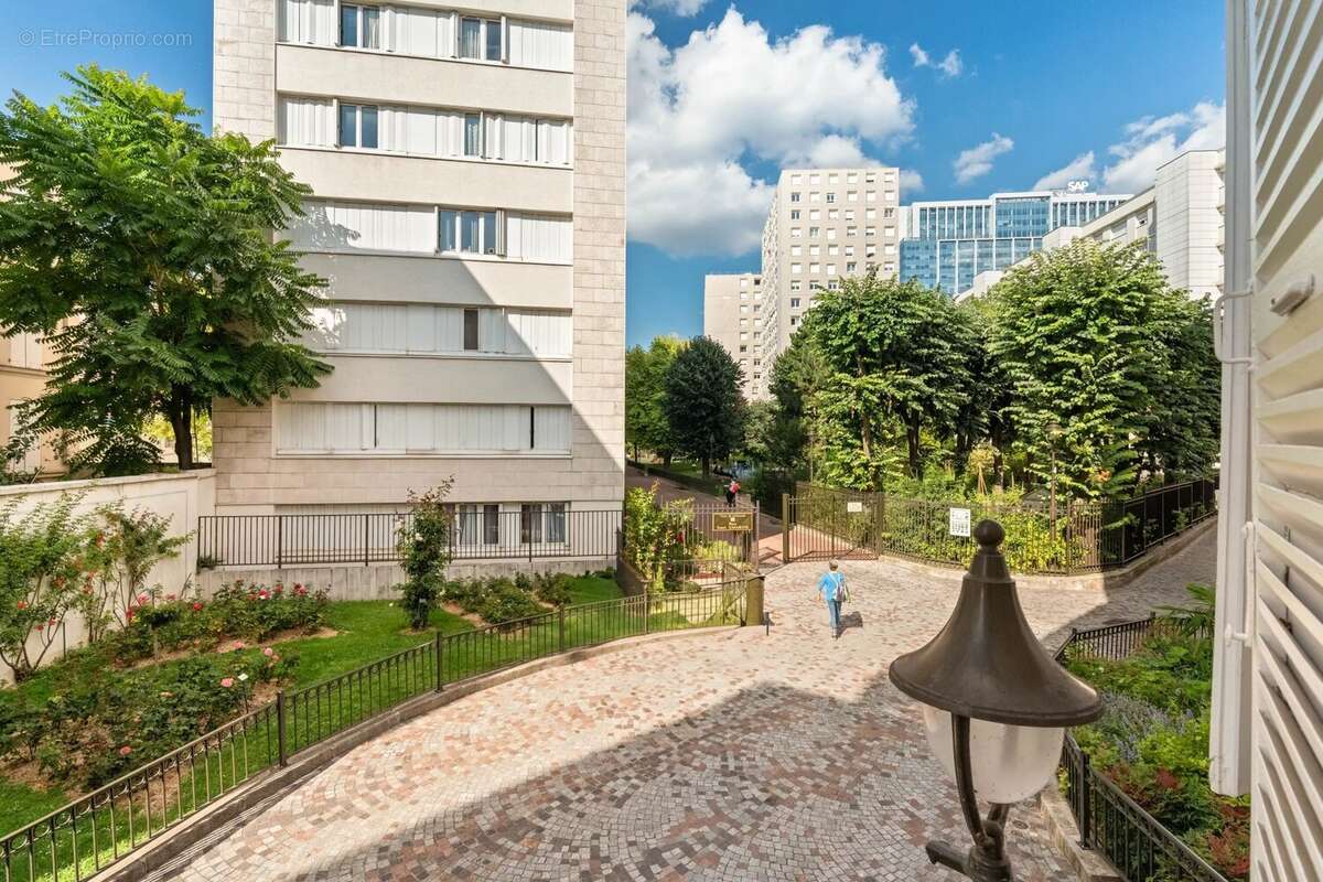 Appartement à LEVALLOIS-PERRET