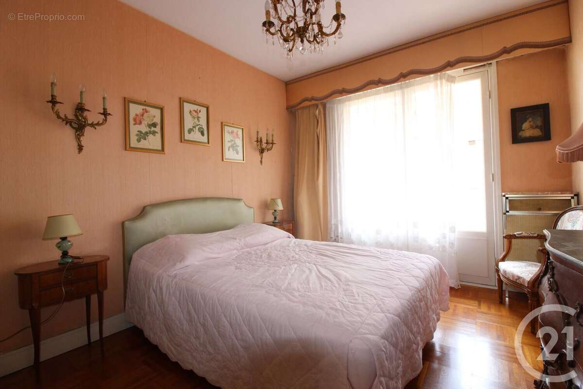 Appartement à MENTON