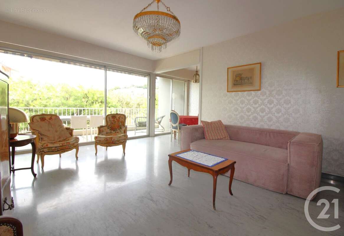 Appartement à MENTON