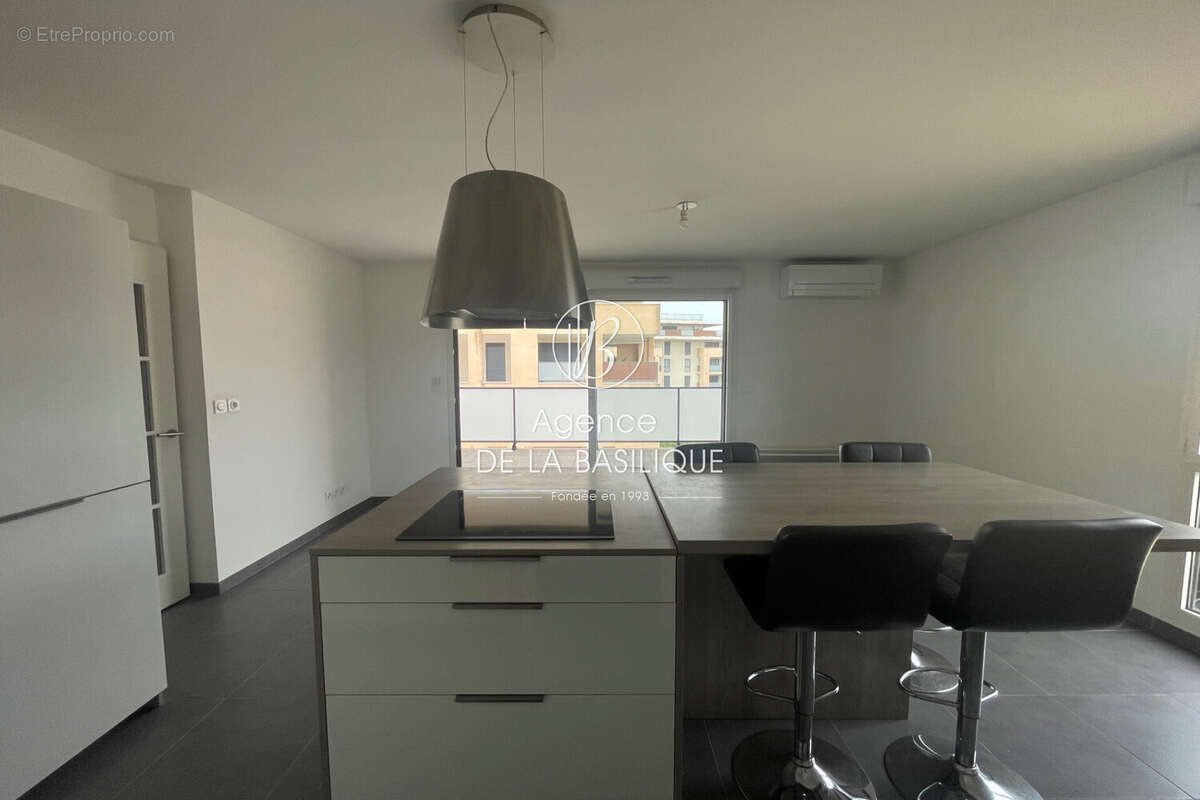 Appartement à ARLES