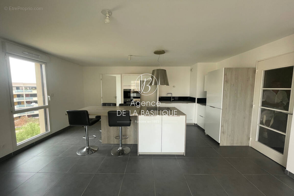 Appartement à ARLES