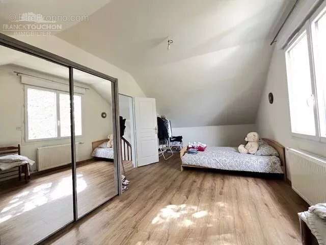 Maison à VILLEMANDEUR