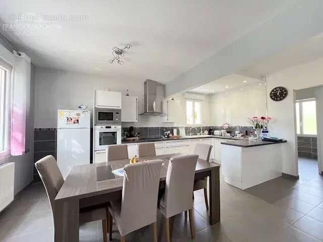 Maison à VILLEMANDEUR