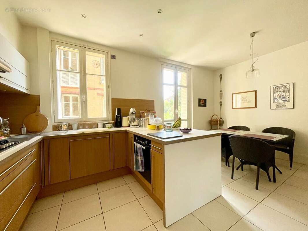 Appartement à BOIS-COLOMBES