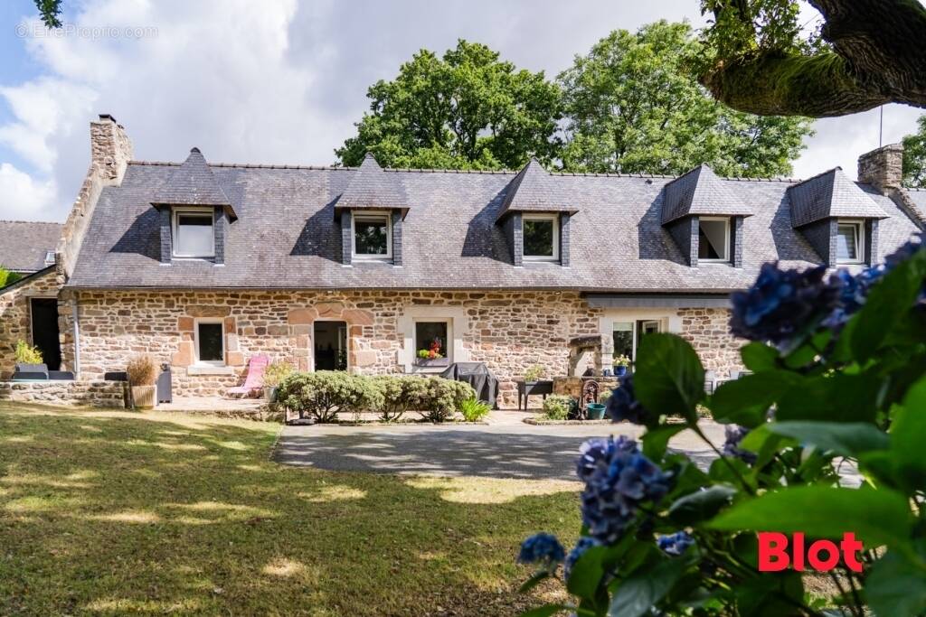 Maison à PONT-SCORFF