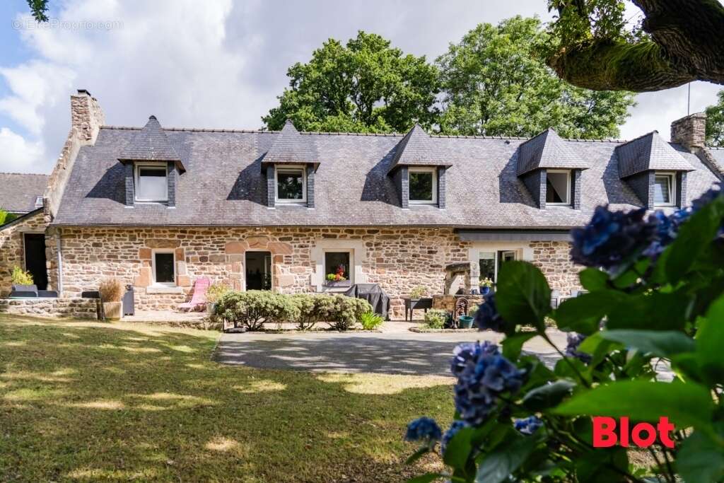 Maison à PONT-SCORFF